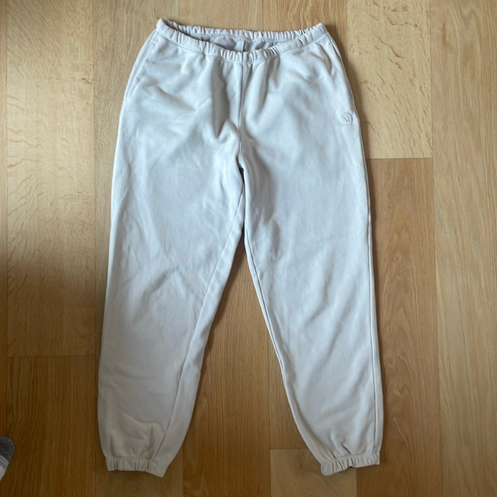 Vuori Track Pants